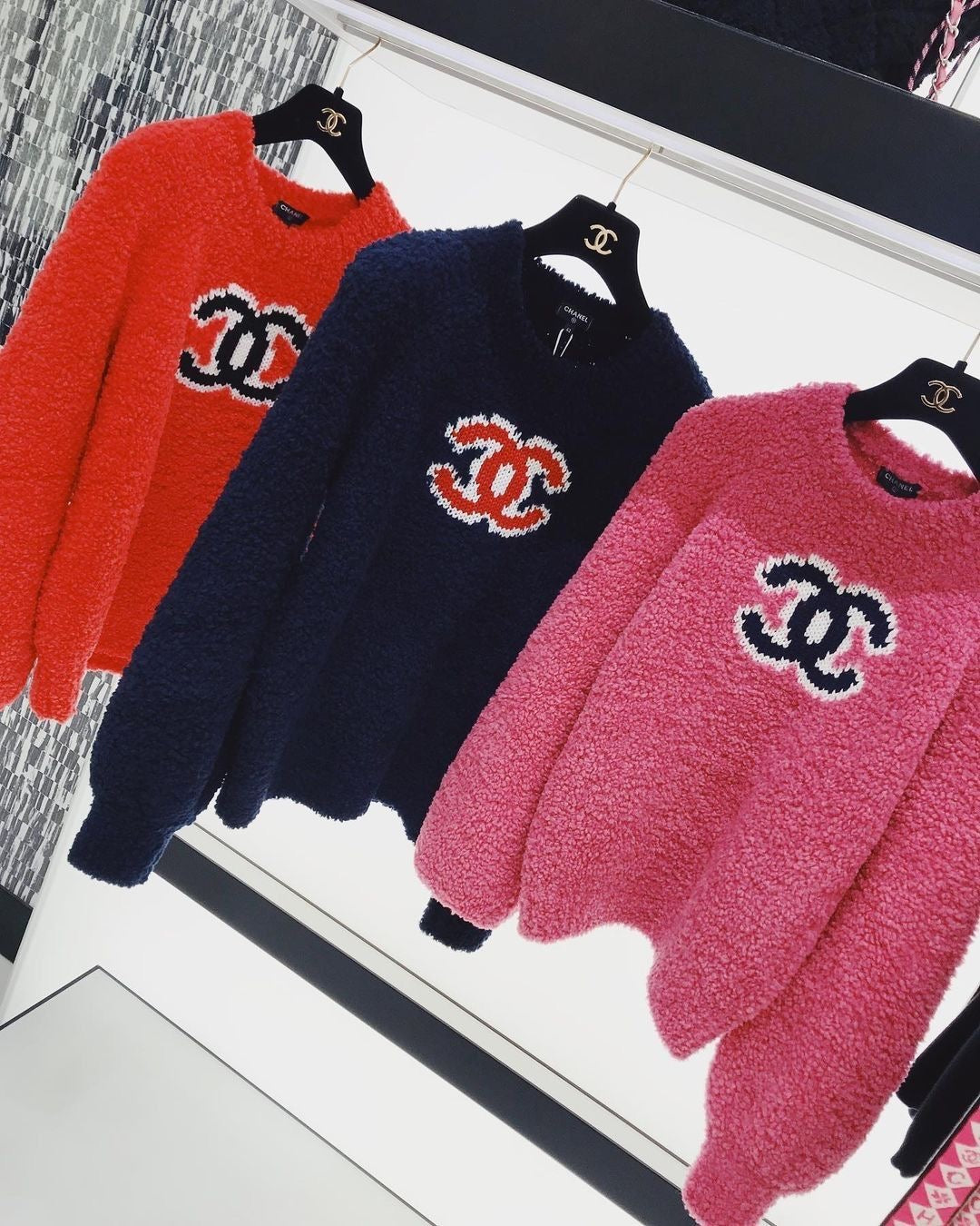 CC KNIT SWEATER
