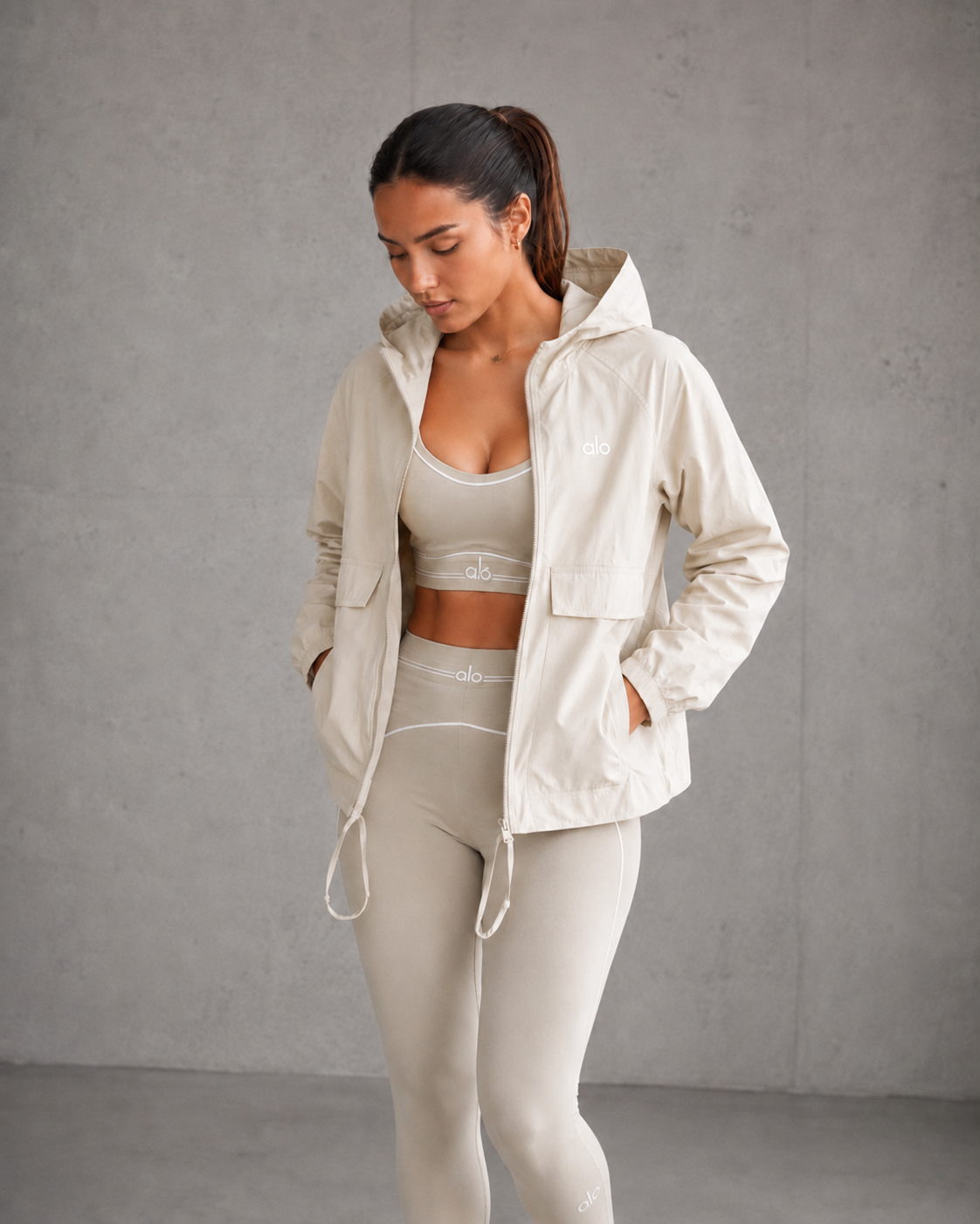 THE SIGNATURE ALO SET