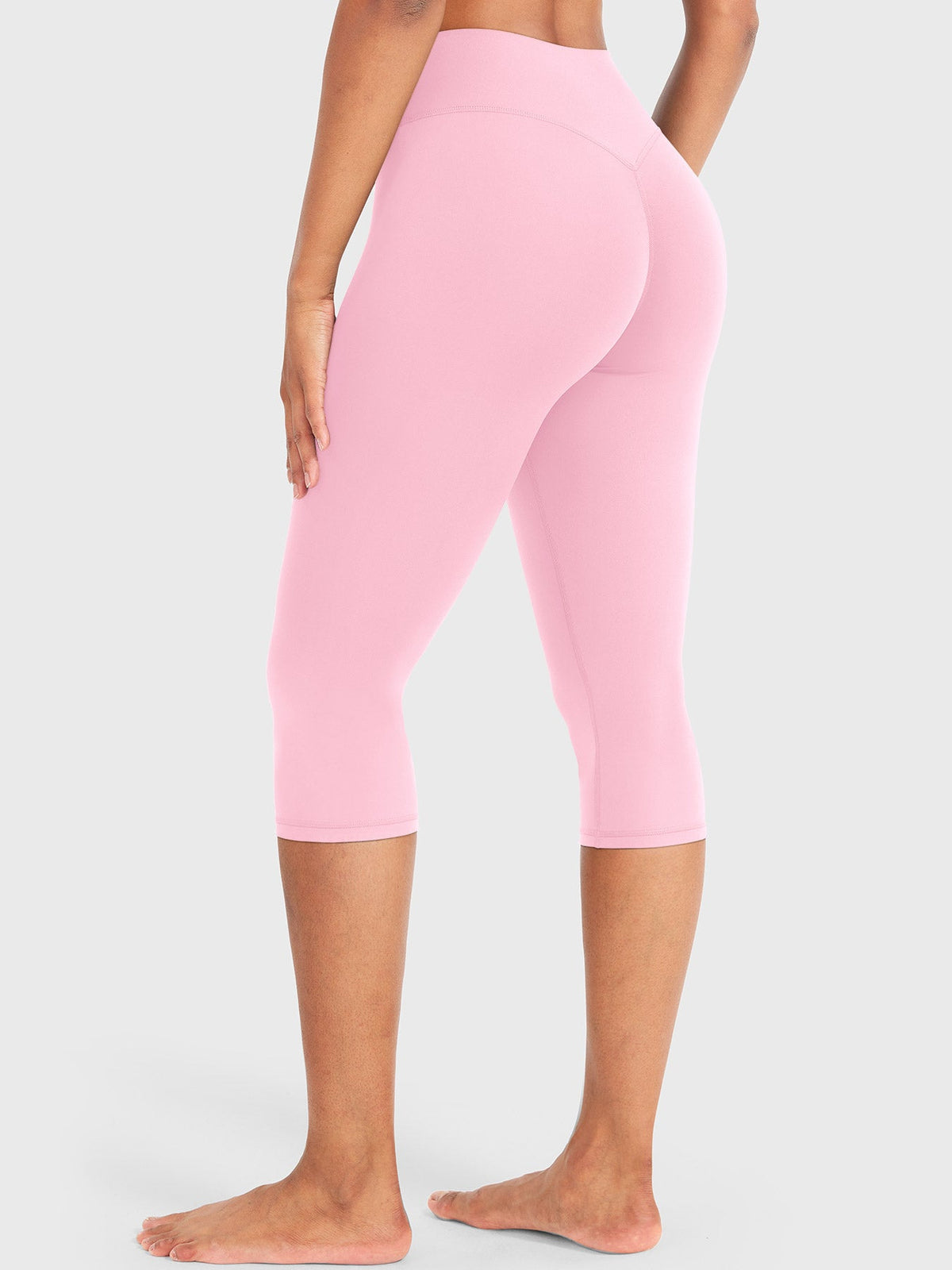 Blosee Kylie Off-Shoulder Capri Leggings Set